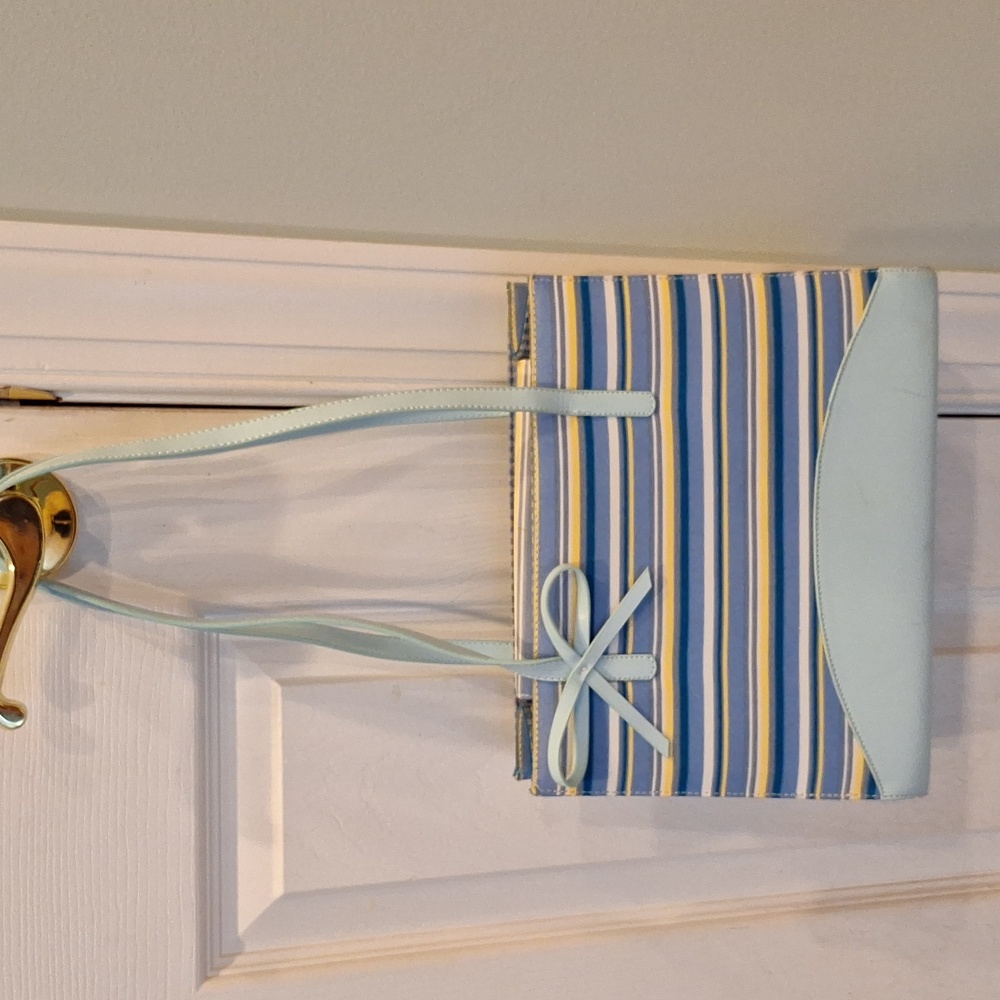 Okpta blue striped handbag